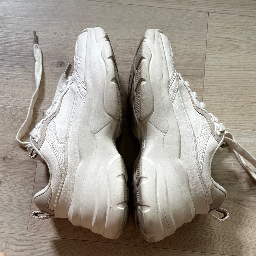 Zara Womens Cream Low-Top Casual Sneakers - Picture 6 of 7